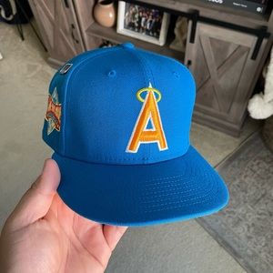 Hay Club Daybreaker Fitted